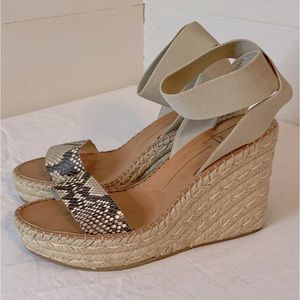 4” Wedge Heel Shoe by Dolce Vita.  Size 8 1/2.